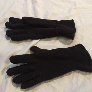 Black fleece gloves.